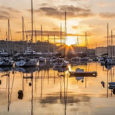 Modern With Sofabed & Balcony In By 360 Estates