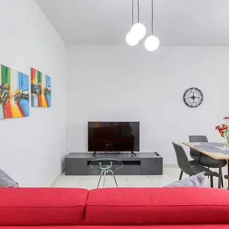 Apartman Modern With Sofabed & Balcony In By 360 Estates Gżira